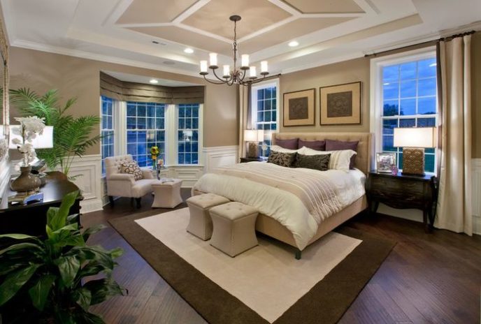 Post_traditional master bedroom with crown molding and wainscoting i_g isplxlk7taaklg1000000000 djq8n.jpg