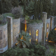 Cement factory renovation la fabrica ricardo bofill 58b3e6b8711f9__880 1.jpg