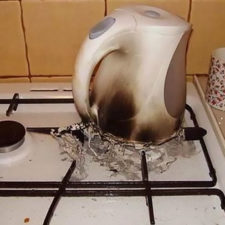 Funny kitchen cooking fails 63 5893081081f4d__605 1.jpg