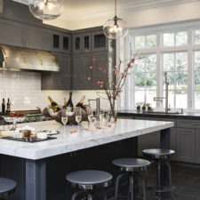 Post_dark grey kitchen cabinet on white wall.jpg