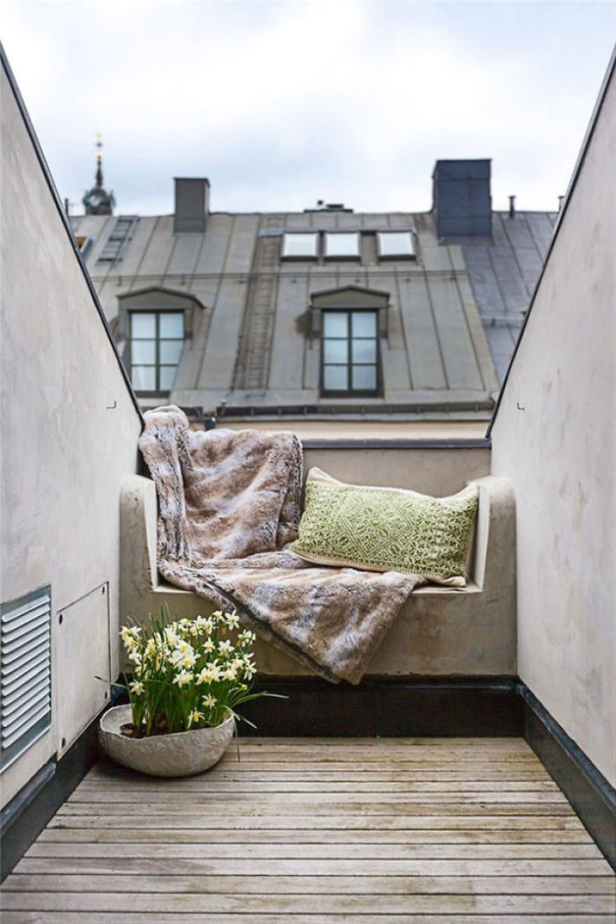 Ad cozy balcony decorating ideas 16.jpg