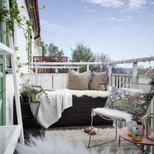 Ad cozy balcony decorating ideas 27.jpg