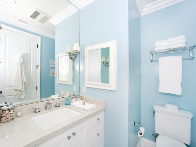 Post_creative lighting with additional light blue bathroom small lighting decor inspiration .jpg