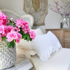 Post_pink flowers in bedroom for beautiful spring update_.jpg