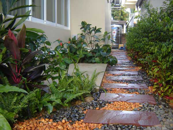 Garden walkway ideas 12.jpg