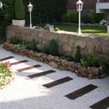 Garden walkway ideas 14.jpg