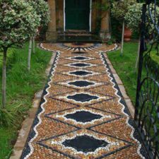 Garden walkway ideas 19.jpg