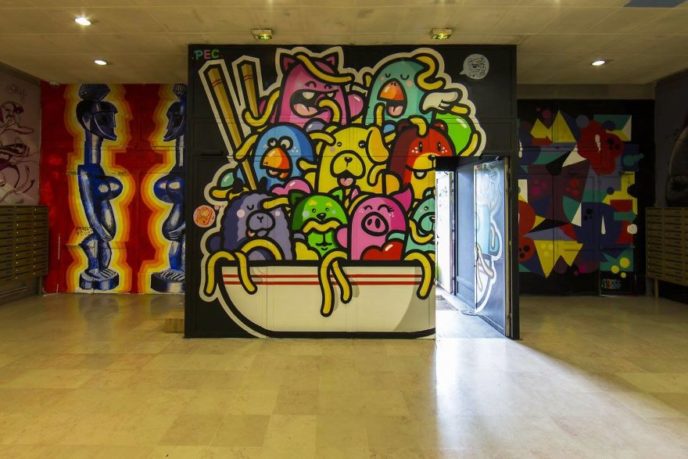 100 graffiti artists university painting rehab2 paris 596db4f6853c9__880.jpg