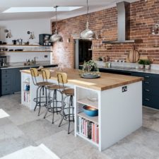 20 spectacular industrial kitchen designs that will get you hooked on this style 9.jpg