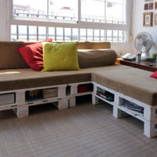 Diy pallet sofa 1.jpg