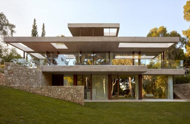 Home in the pine forest by ramon esteve estudio in valencia spain 13 630x412.jpg