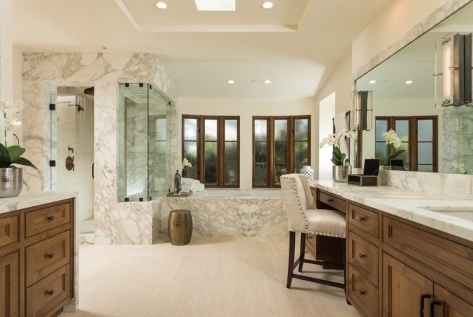 20 great mediterranean bathroom designs that will captivate you with their elegance 11.jpg