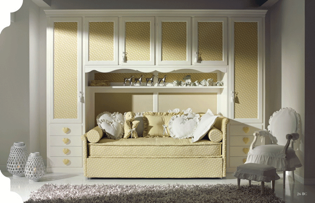 Girls_12_bedroom_furniture.png