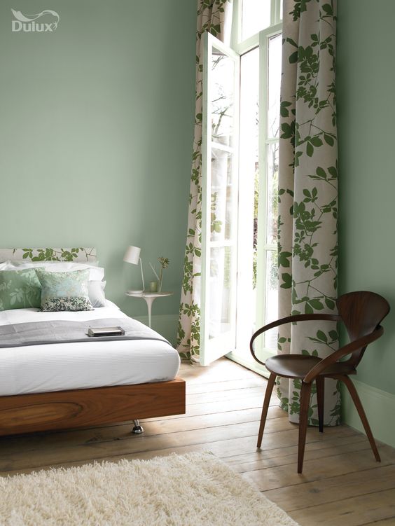 Green bedroom idea 17.jpg