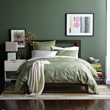 Green bedroom idea 24.jpg