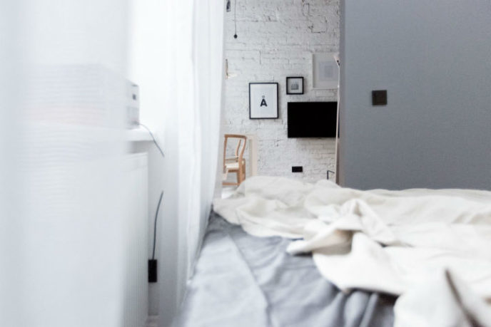 White small apartment 14.jpg