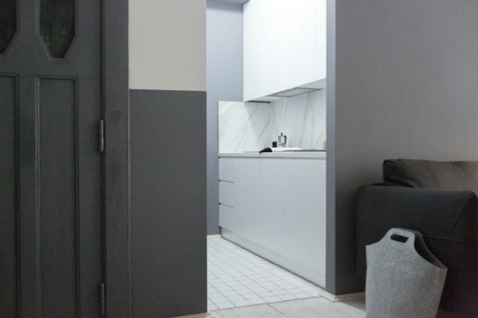 White small apartment 17.jpg