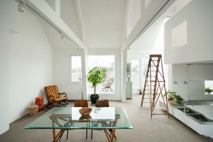 Minimalist family loft 5.jpg