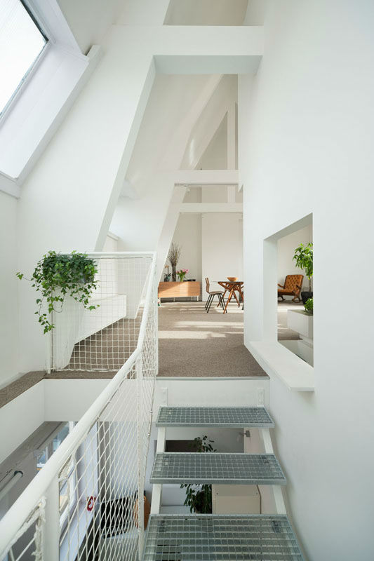 Minimalist family loft 7.jpg