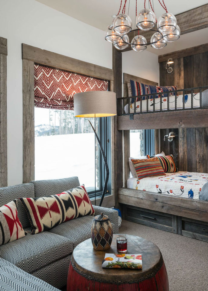 Viking view chalet interior 14.jpg