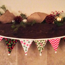 15 fabulous handmade christmas garland designs to brighten up your photos 12.jpg