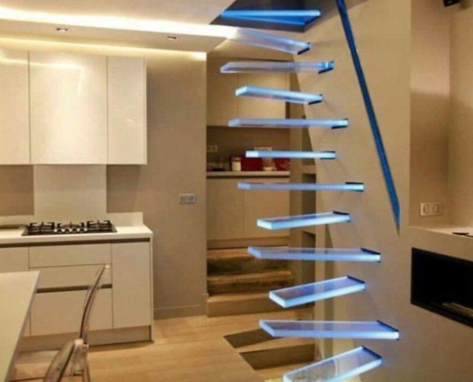 Bad stair designs suspended glass.jpg