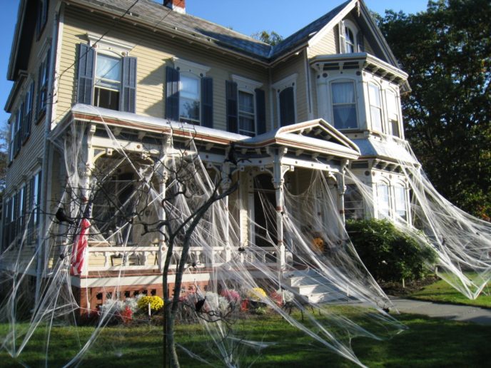 Haunted halloween house.jpg