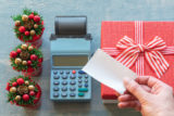účtenka a vianočný darček