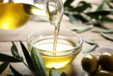 Olivový olej- Uľaví vám aj od bolesti zubov a opraví drhnúci zámok!
