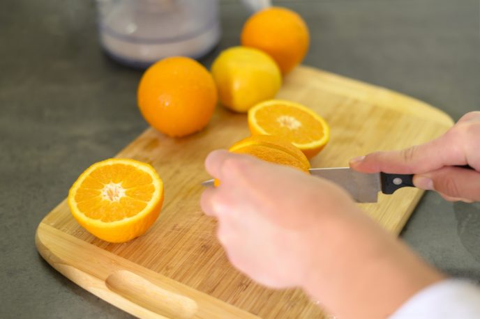 čistenie pomaranča
