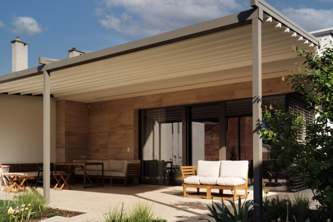 Posuvna pergola suntech eva.jpg