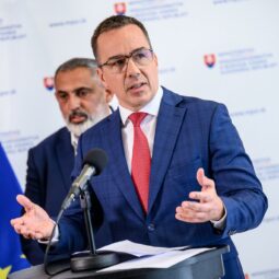 Foto_mpsvr_praca namiesto davok 3.jpg