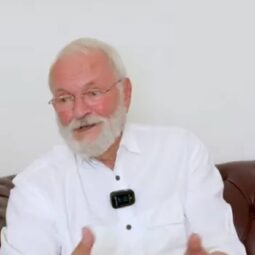 Screenshot_20250812 200012_youtube 1.jpg