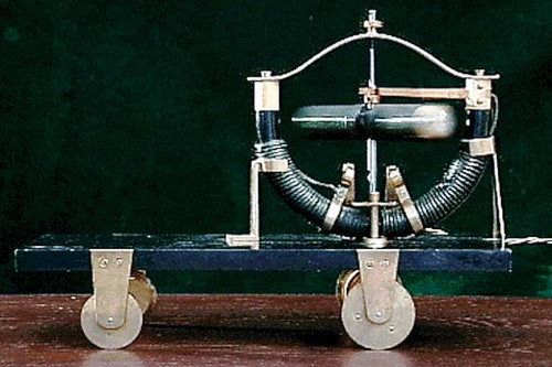 Jedlikov_model_auta2.jpg