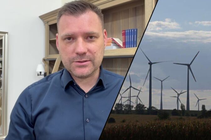 Screenshot_20251031 125500_collage maker gridart.jpg