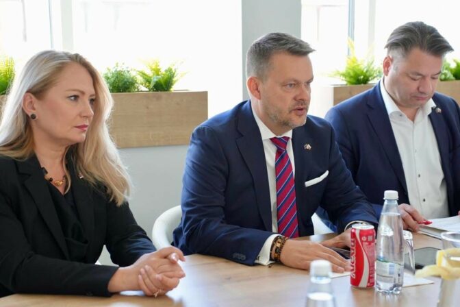 0b745196 fed8 463b af44 9f2f83673d71.jpeg