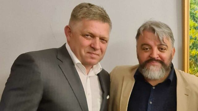 Eduard chmelar robert fico.jpg