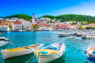 361_gettyimages 822648608 640x420.jpg