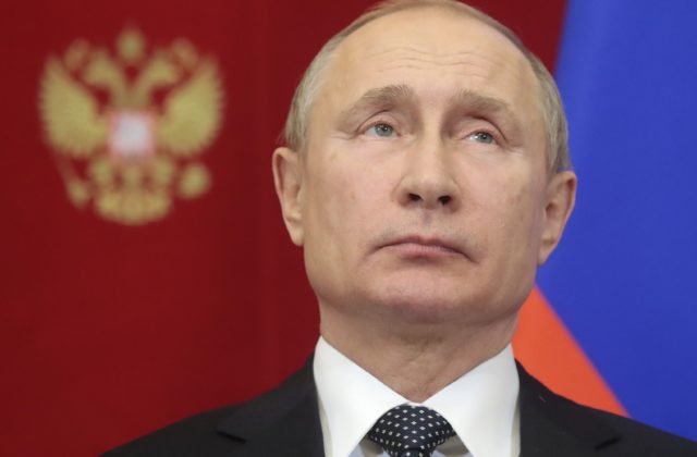 8367_vladimir putin 3 640x420.jpg