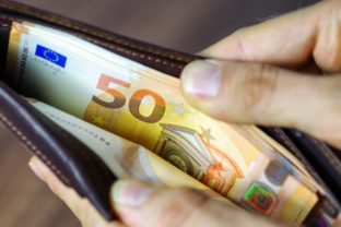 9917_gettyimages 833144316 min 640x420.jpg