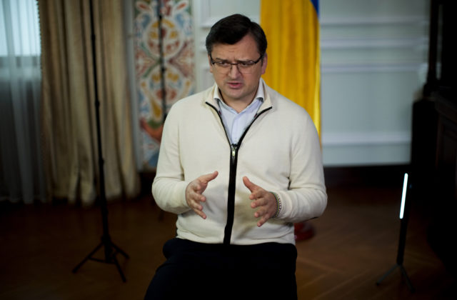 11071_the_ap_interview_ukraine_foreign_minister_01603 85d4ac383d7541efb322e8ffda7abaff 640x420.jpg