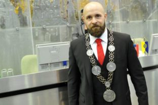 12893_peter brocka 640x420.jpg