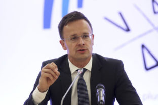 14151_greece_ministerial_meeting_67927 1f2ab4f2639d4e649c375146818cd5c7 e1535647642188 640x420.jpg