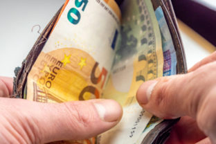 14455_gettyimages 1202988394 640x420.jpg