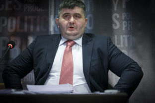 20674_bp_6393 2 640x420.jpg