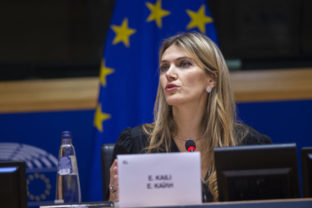 24592_europe_lobbying_scandal_40912 d0dda8cd01ee47008fa7751d426f2db1 640x420.jpg