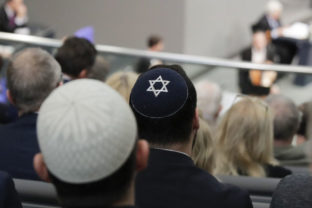 25944_germany_government_82223 9c56f736af35487f9ba20ccd53a9eef8 640x420.jpg