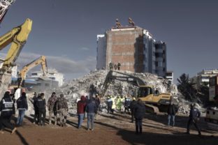 26627_turkey_syria_earthquake_06110 d7b26902103c4de58b8c6ad753d5b0ee 640x420.jpg