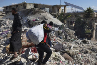 26753_syria_turkey_earthquake_newborn_rescue_26504 cac35971e8994a329d290301cebf536d 640x420.jpg