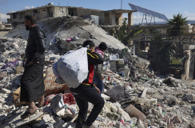 26753_syria_turkey_earthquake_newborn_rescue_26504 cac35971e8994a329d290301cebf536d 640x420.jpg